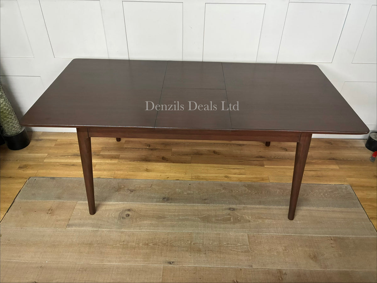 Fishe & Lilly Norway Walnut 4-6 Seater Dining Table RRP £899.99