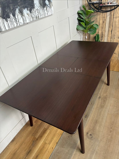 Fishe & Lilly Norway Walnut 4-6 Seater Dining Table RRP £899.99
