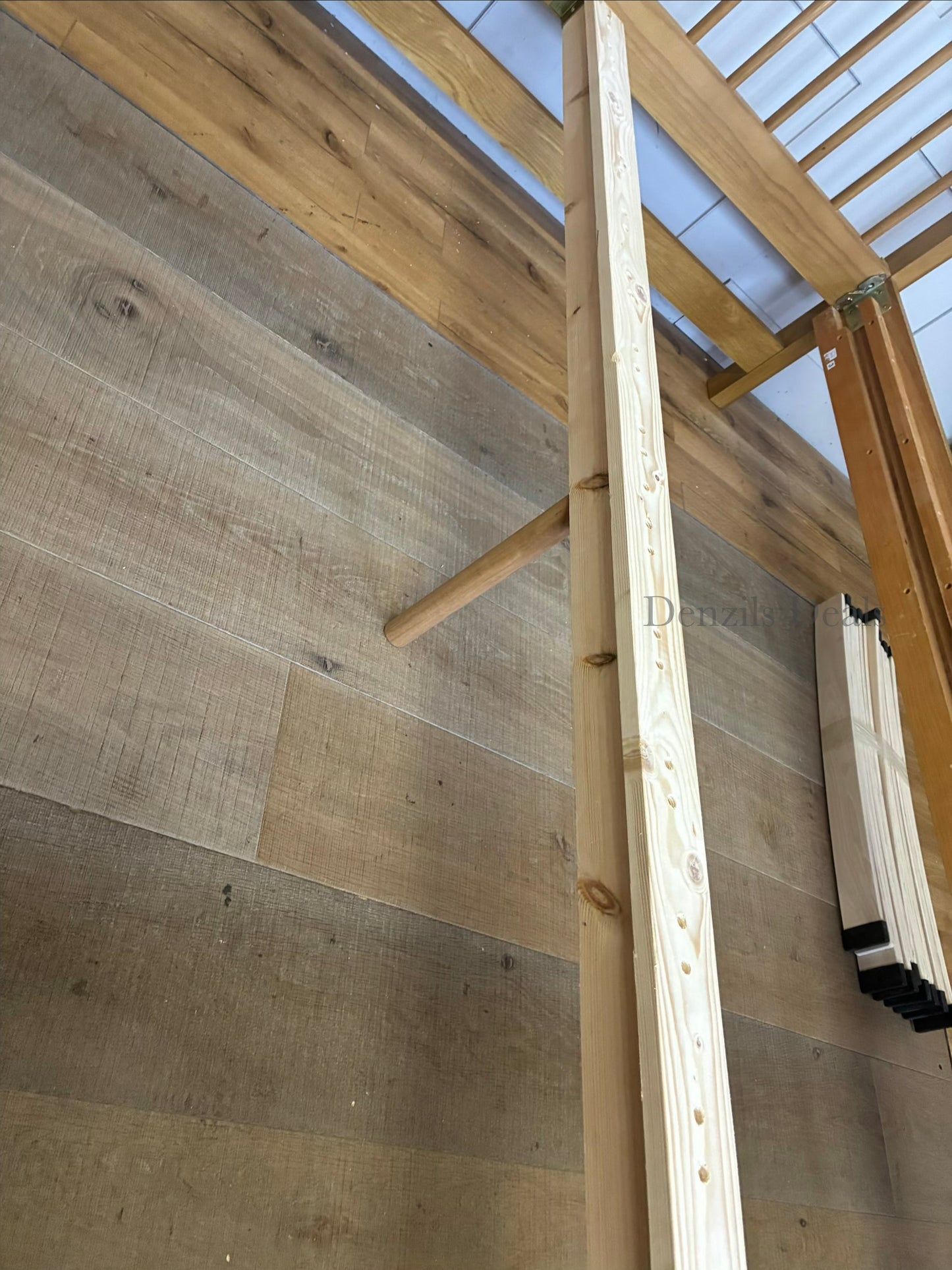 John Lewis Spindle Storage Bed Frame, king,  Rrp £1199 R32