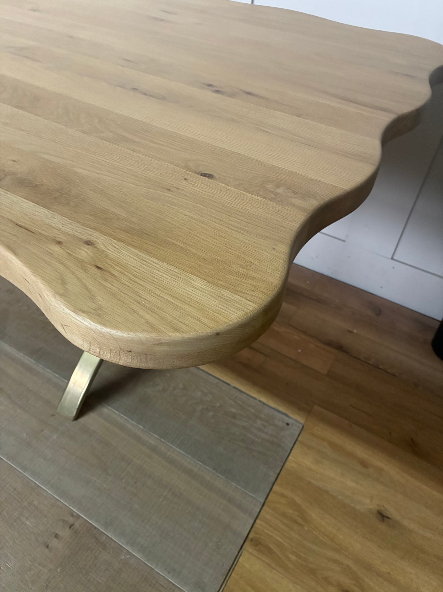Anthropologie Caldwell Rectangular Oak Dining Table With Alternative Brass Legs R58