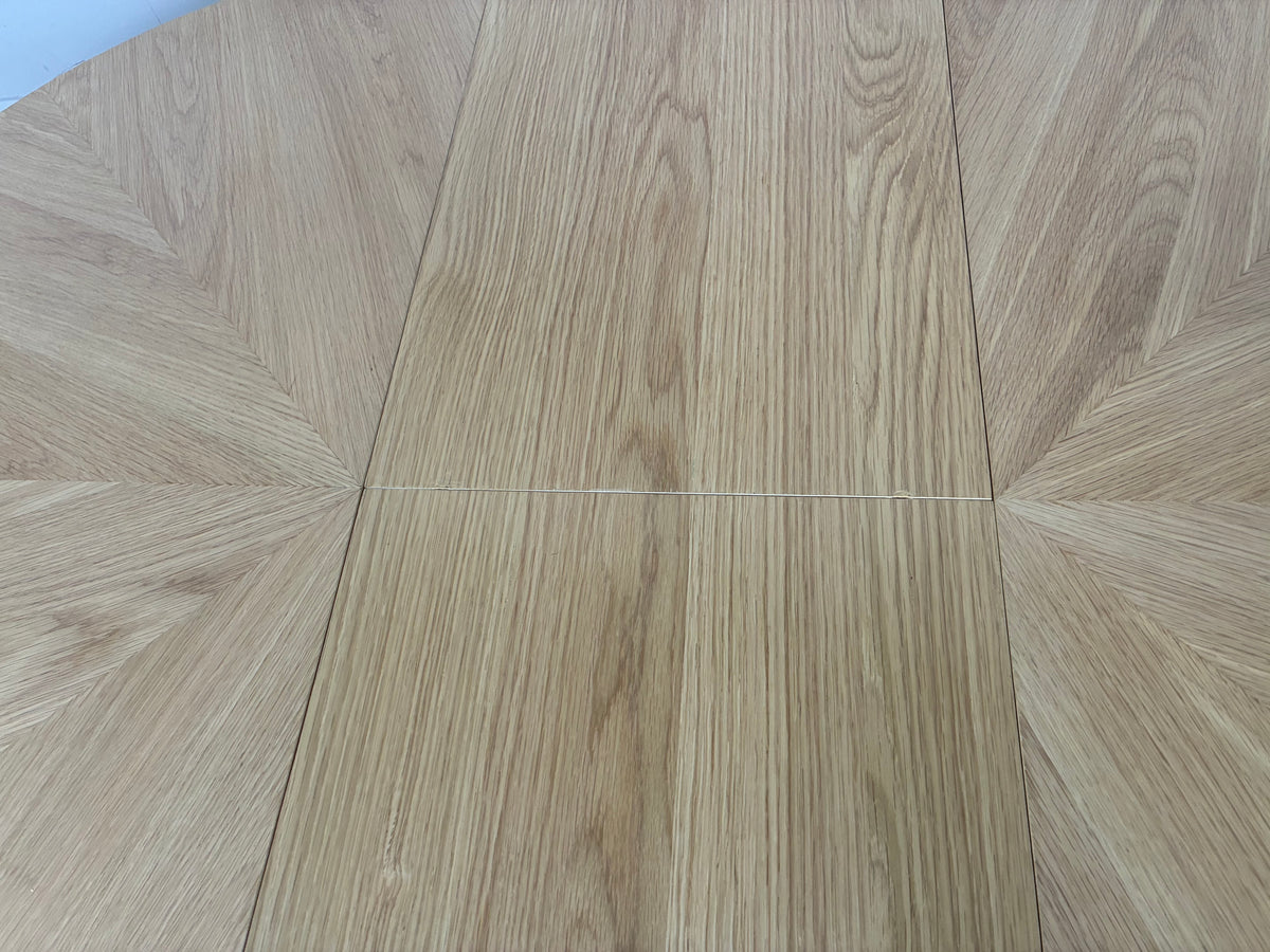 John Lewis Notch Round 4-6 Seater Extending Dining Table, Oak Rrp £799 R5