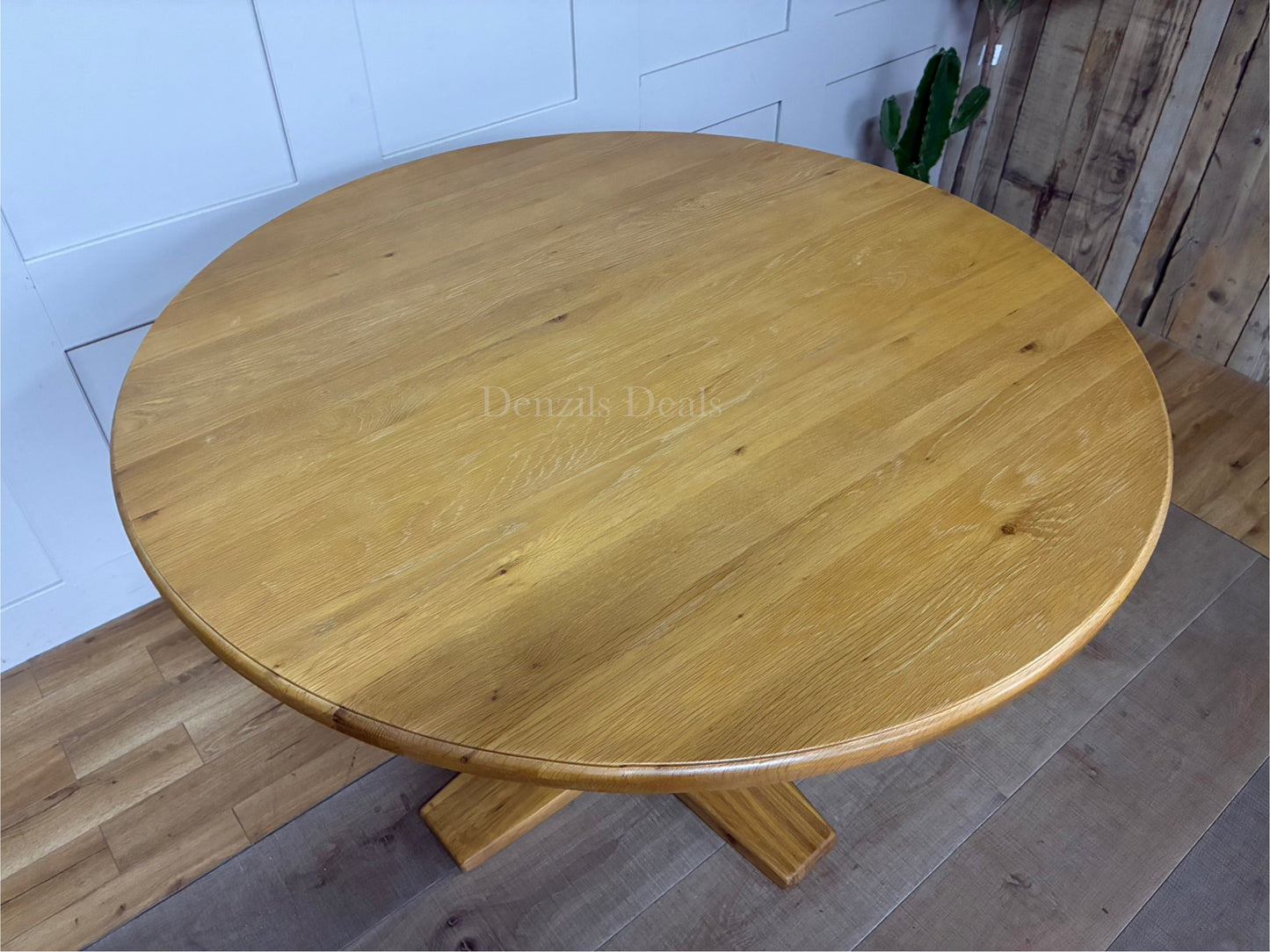 Oak FurnitureLand Round Dining Table, Henley, Natural Oak RRP £860