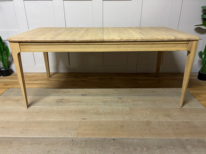 NEWTON Light Natural Solid Oak 6-8 Seater Extendable Dining Table