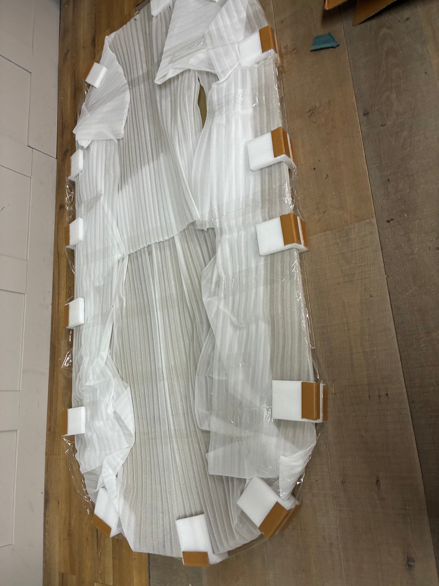 Anthropologie Scout Ash Wood Dining Table With Veneer Pattern Top R62