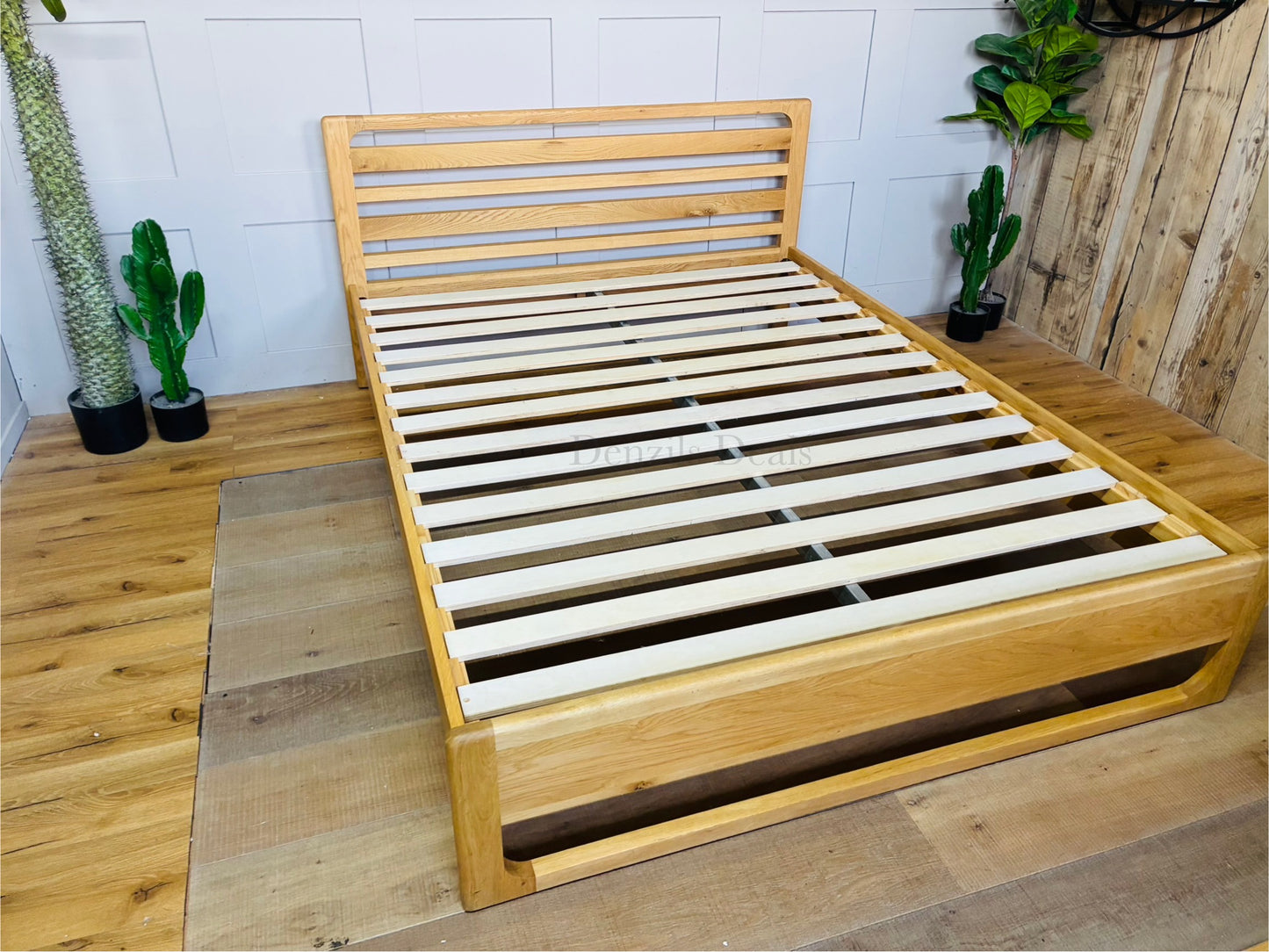 Gallery Direct Craft 150cm Bedstead R50