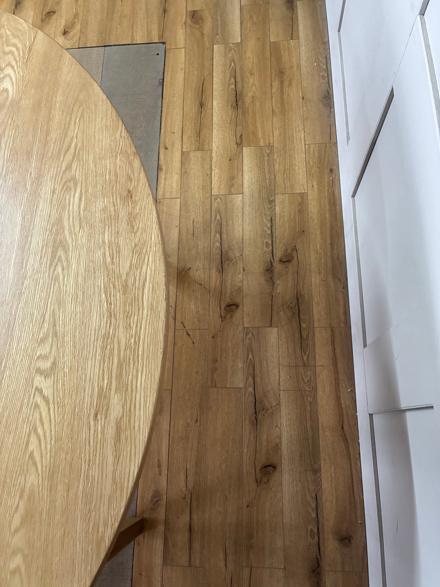 OAK ROUND DINING TABLE 120CM DURHAM NATURAL  By OAK FURNITURELAND Rrp £580