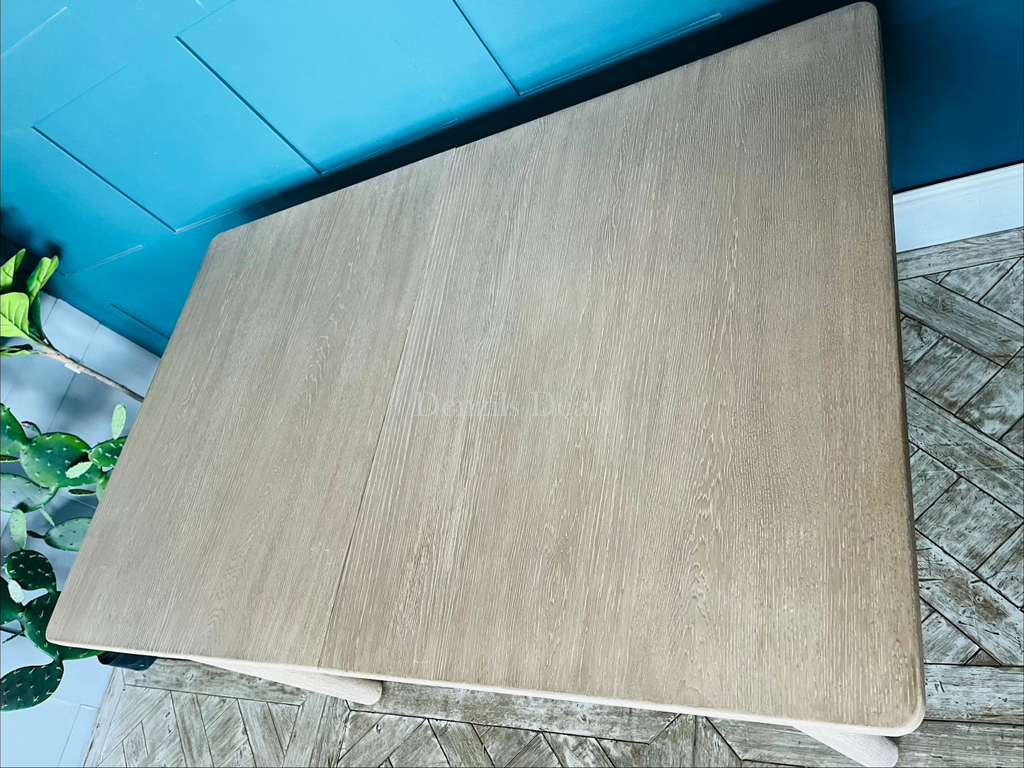 Dining table, West elm Hargrove Extendable Dining Table RRP £1299