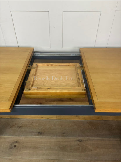 DFS Country Living Maud Navy Extending Dining Table. Rrp £679 R8