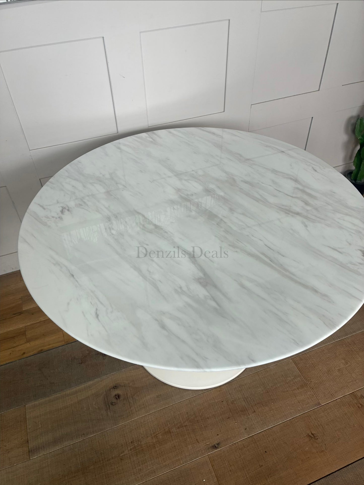 Nick Scali Round Marble Dining Table With Metal Pedestal Base Rrp £1299 R45