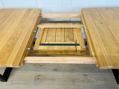 John Lewis Calia 8-10 Seater Extending Dining Table, Oak R41 Rrp 999d