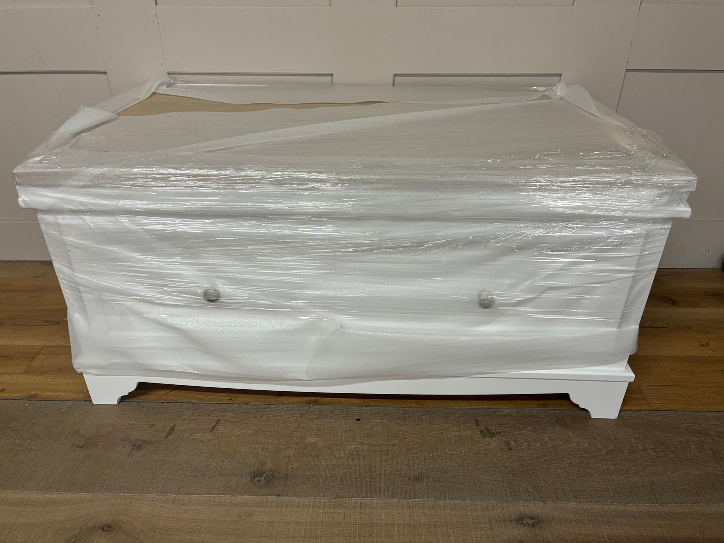 John Lewis Wilton 2 Door Wardrobe, white R8