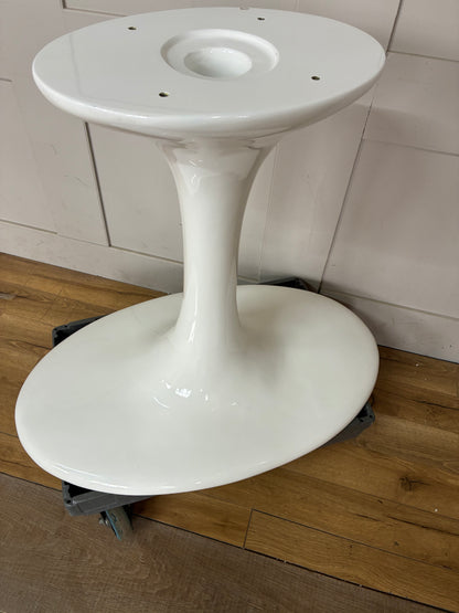 DFS Lille White Ceramic Marble Effect 4-6 Seater Extending Dining Table (DD)RRP £999