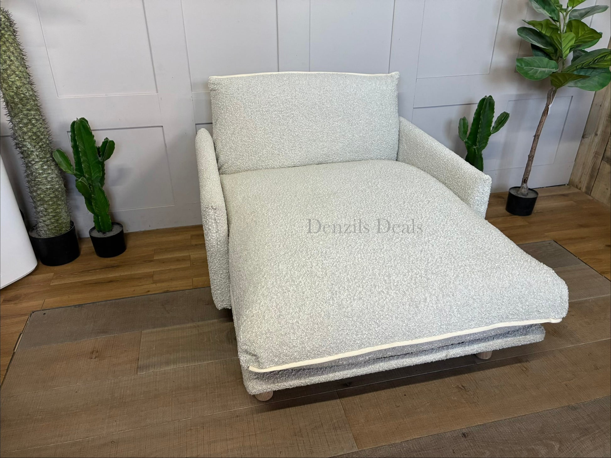 Cozmo Cosy 1.5 Seater Chaise Snuggler, Ecru Boucle Natural Piping with Feather and foam filling for a long, comfortable sit