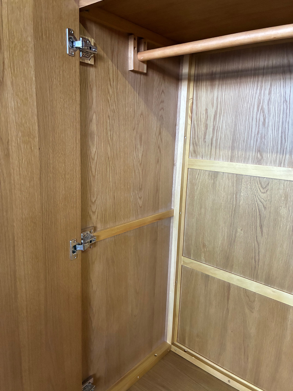 John Lewis Spindle Double Wardrobe with 2 Drawers, Oak Rrp £899 R57
