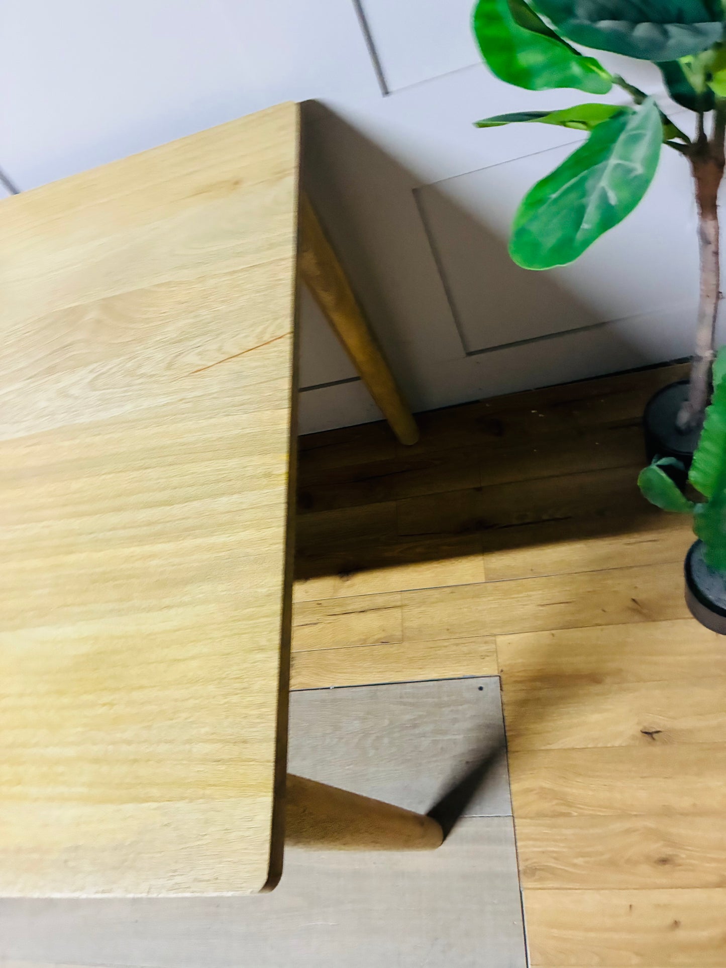 Nkuku Anbu Acacia Dining Table - natural