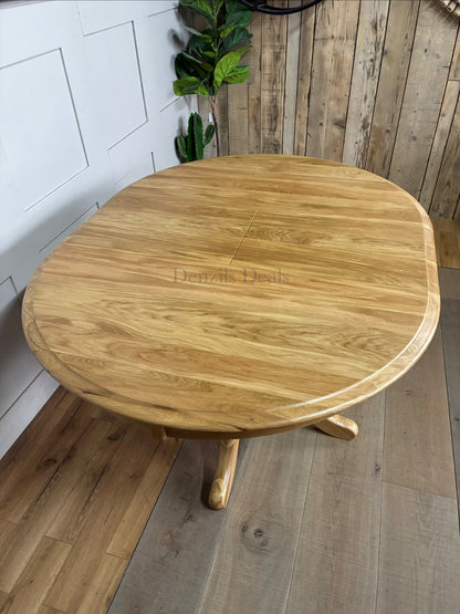 Hertford/Whatley 100cm-130cm extending Round Oak Pedestal Table 
 RRP £599