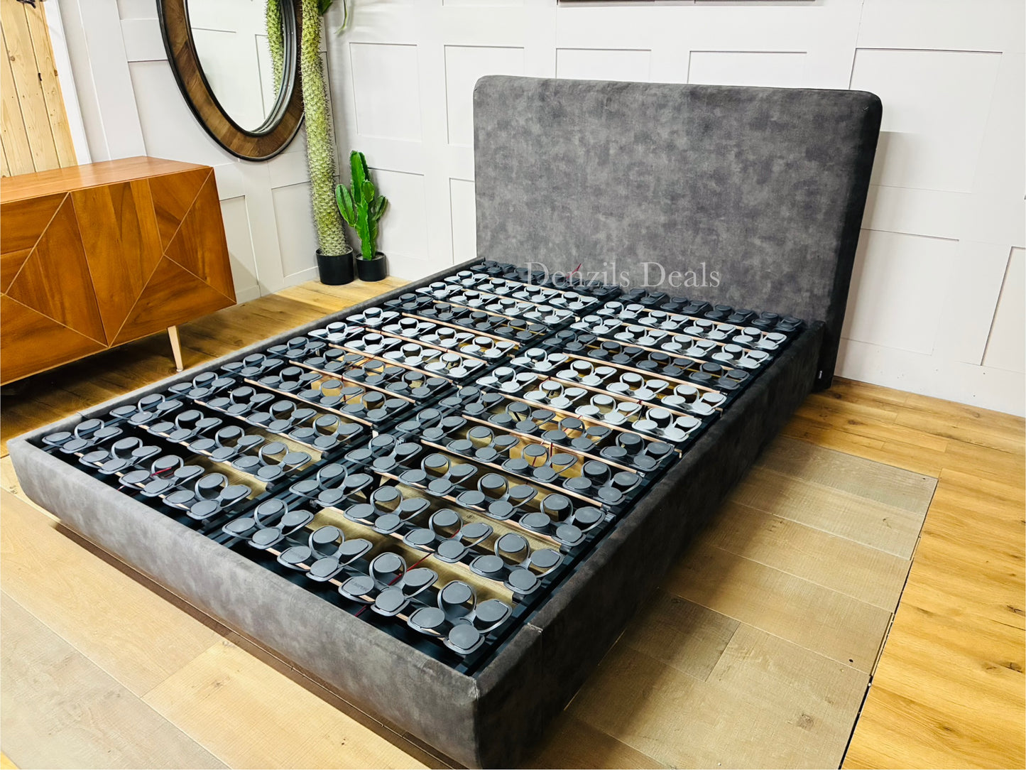 TEMPUR® Arc™ Adjustable Disc Upholstered Bed King Size Dark Grey R54/58'