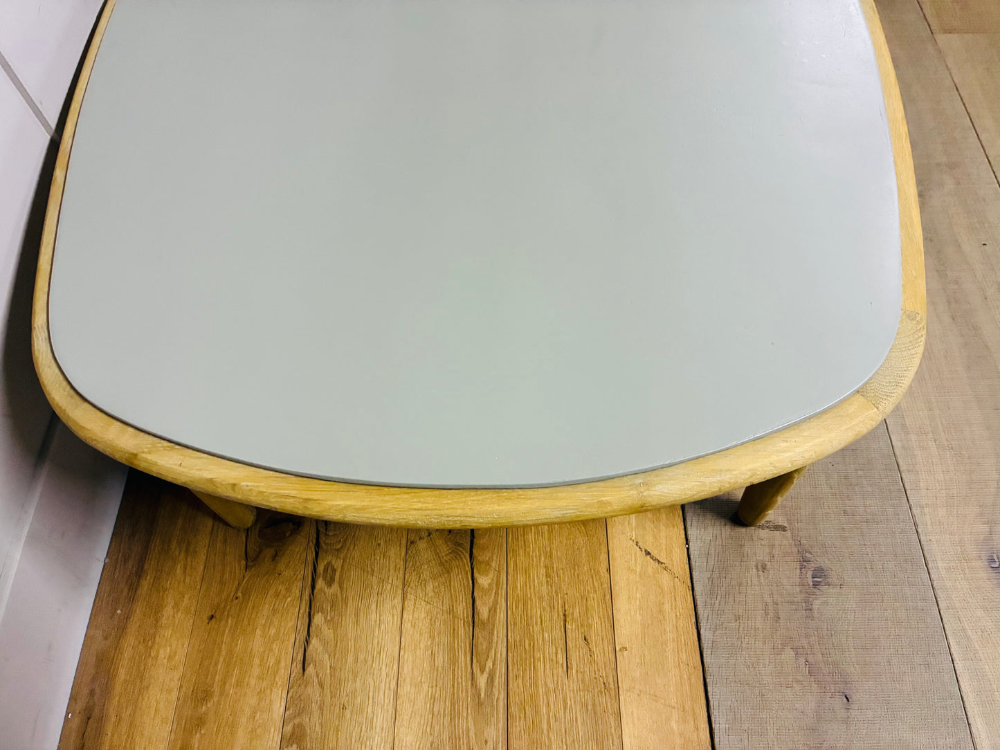 Loaf Polly Coffee Table Rrp £495 R10