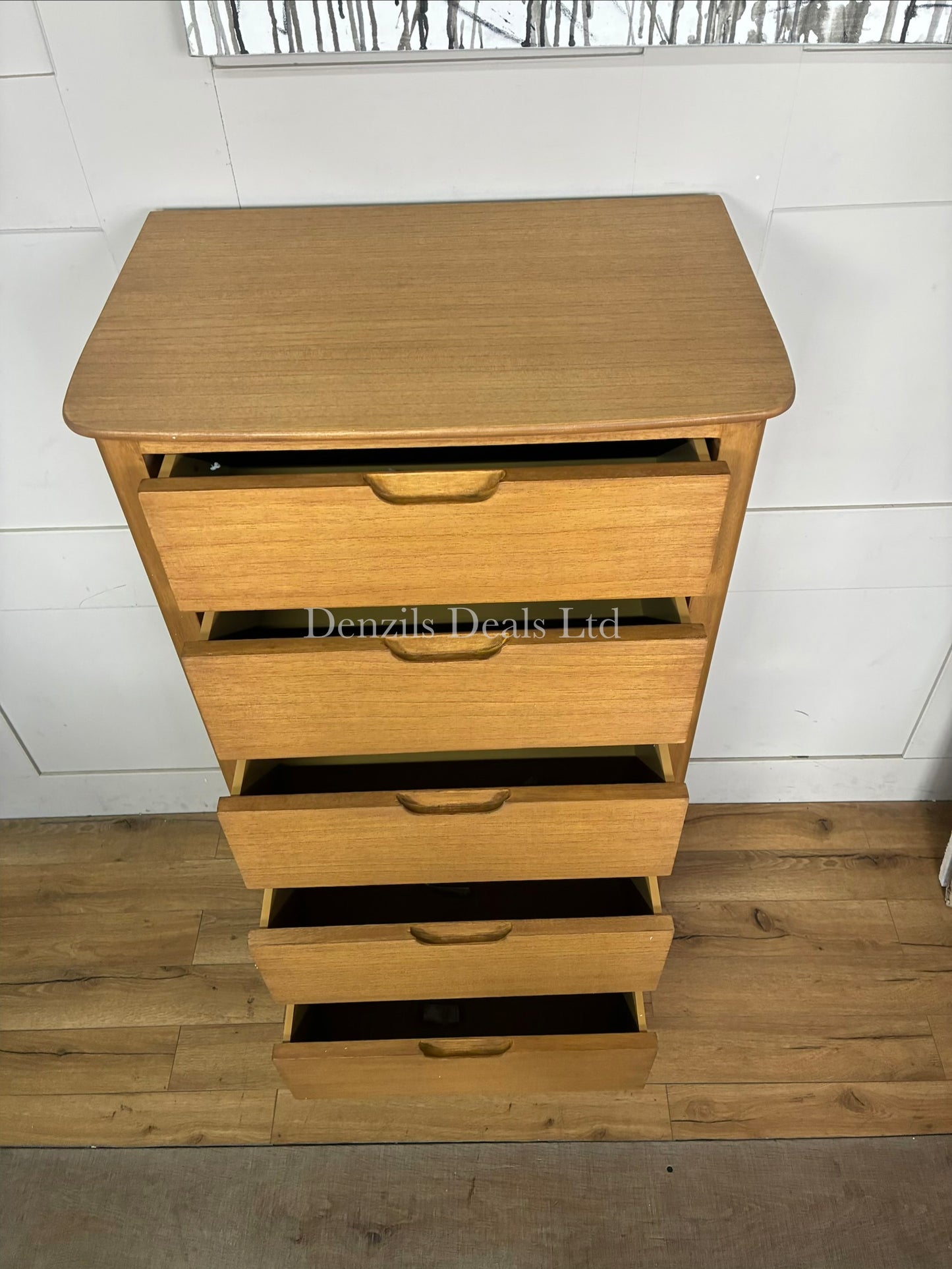 Fishie & Lilly Norway solid oak 5-drawer chest.