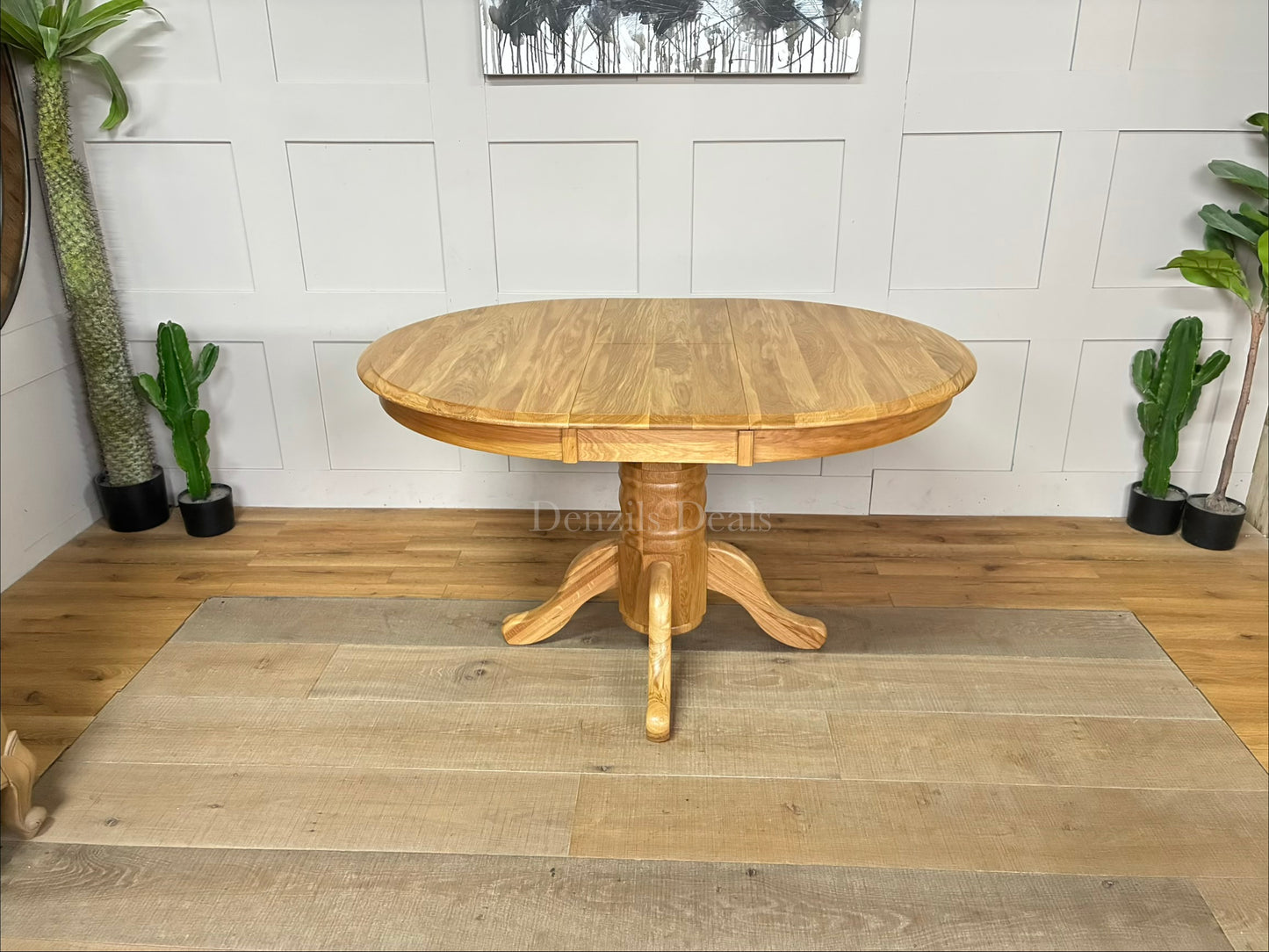 Hertford/Whatley 100cm-130cm extending Round Oak Pedestal Table 