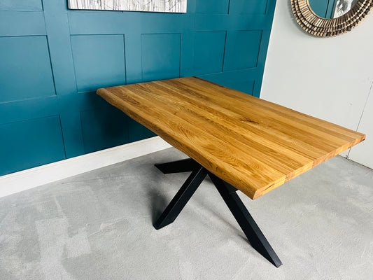 Live Edge Dining Table With Starlight Legs 6-seater