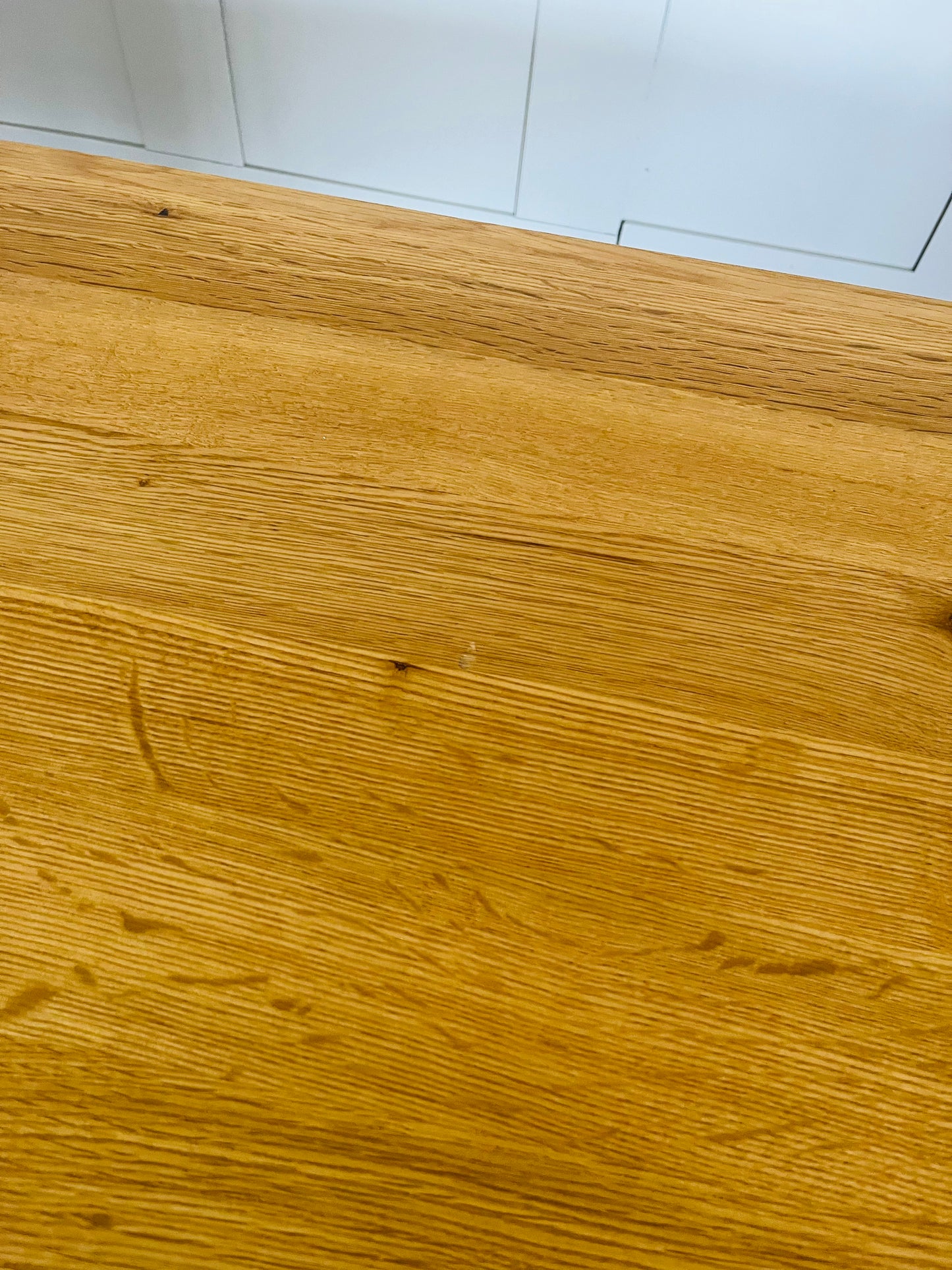Oak Furnitureland Maine Solid Oak 8-10 Seat Extending Dining Table R26