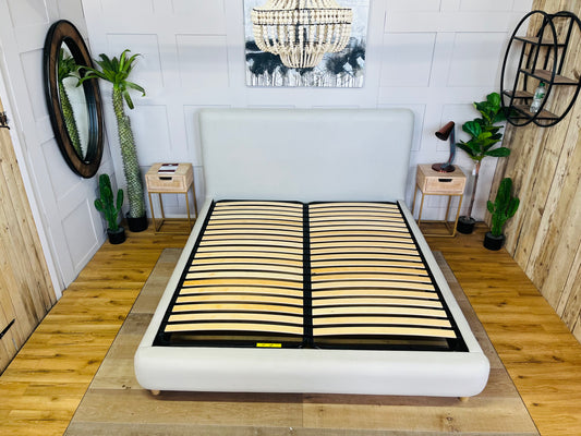 Loaf Ruffle Super king Size Bed R48