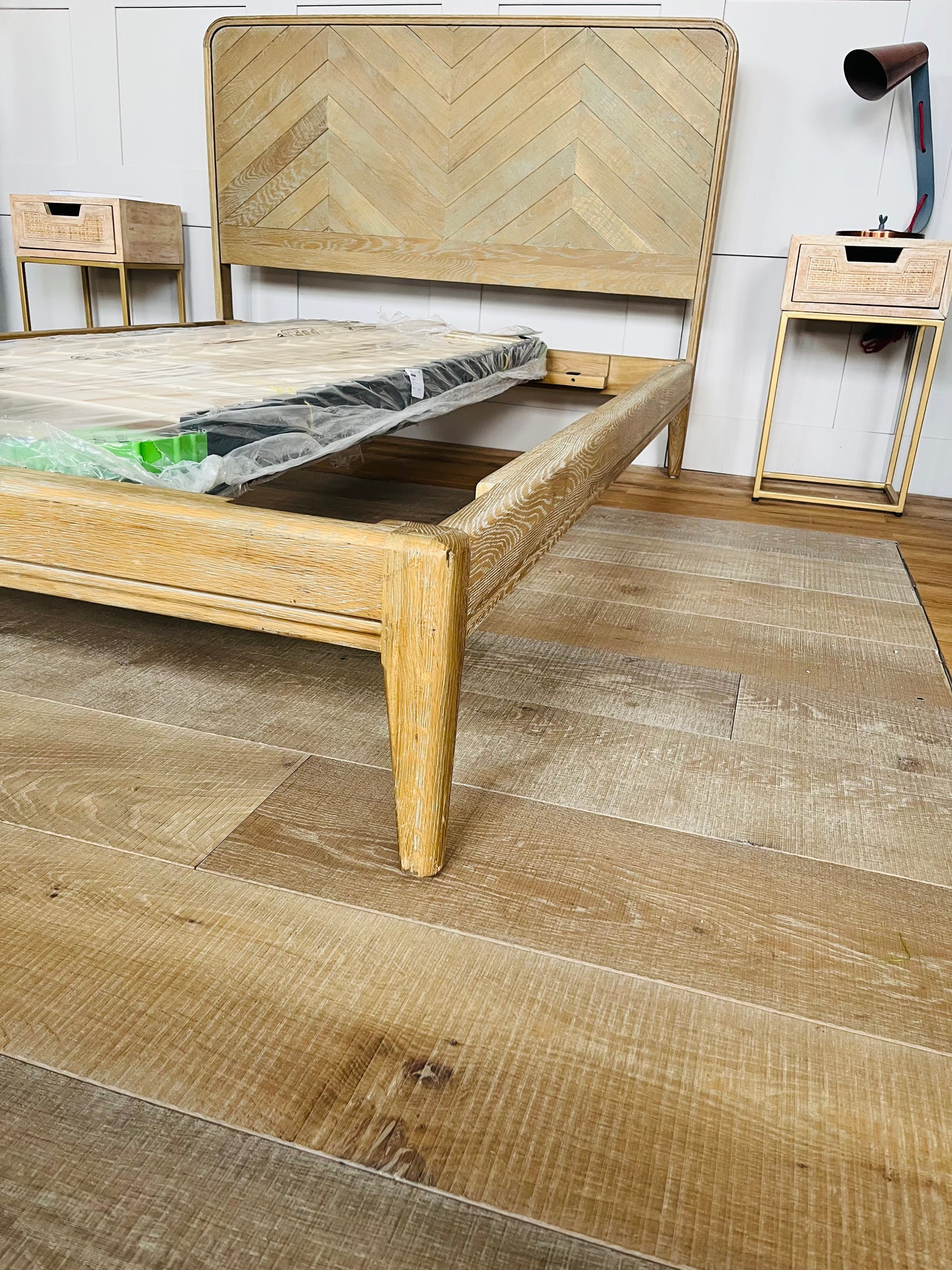 Loaf Flapper Double Bed in Whitewashed Oak