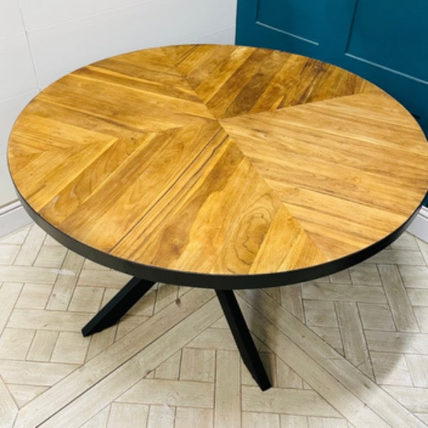 CLARKE Round dining table