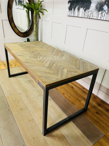 Cumo 160cm Mango Wood Dining  Table R19