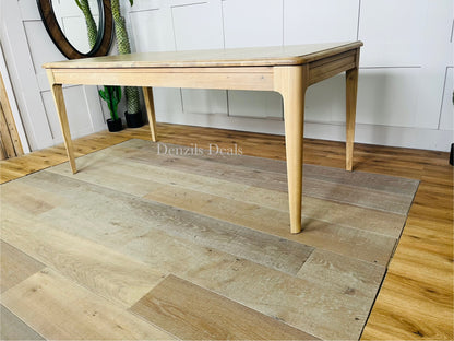 NEWTON Light Natural Solid Oak 6-8 Seater Extendable Dining Table