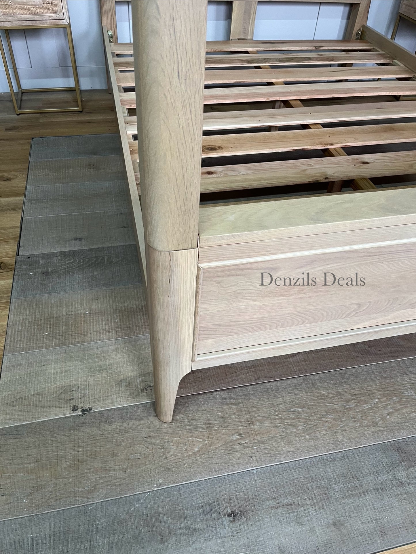 King-Size Four-Poster Bed, NEWTON Light Natural Solid Oak Bed