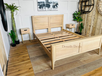 King-Size Four-Poster Bed, NEWTON Light Natural Solid Oak Bed