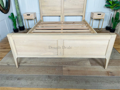 King-Size Four-Poster Bed, NEWTON Light Natural Solid Oak Bed