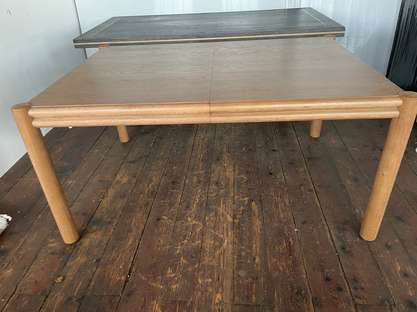 West Elm Miles Expandable Dining Table (155 cm - 206 cm) R8