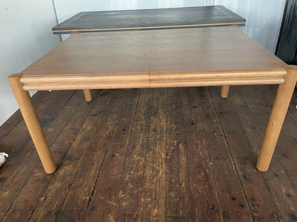 West Elm Miles Expandable Dining Table (155 cm - 206 cm) R8