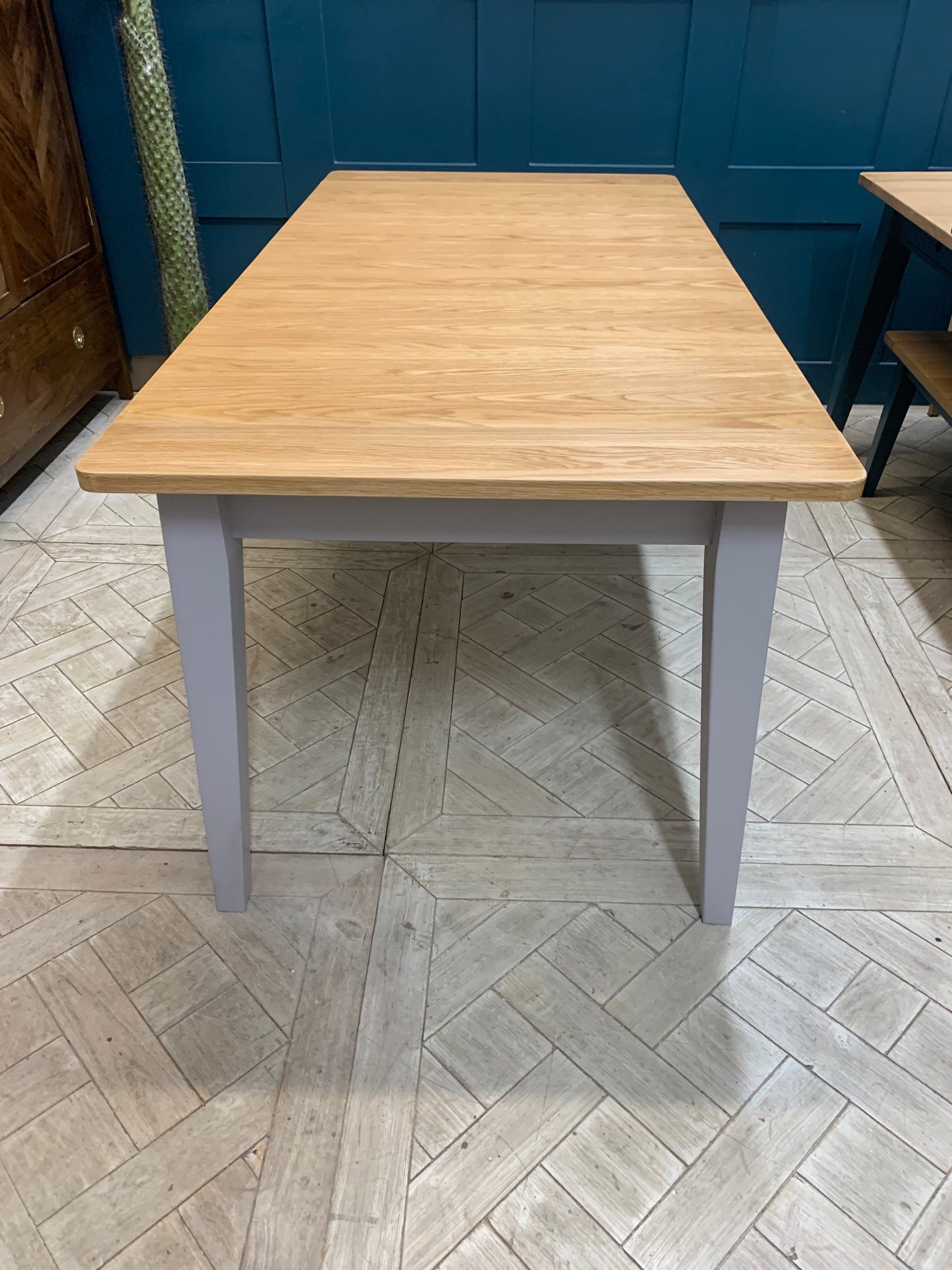 Made.com Ralph 6-8 Extending Dining Table With drawer Oak/Grey