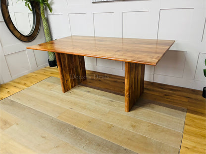 Natural wood 6-seater dining table 180cm