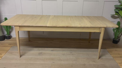 NEWTON Light Natural Solid Oak 6-8 Seater Extendable Dining Table